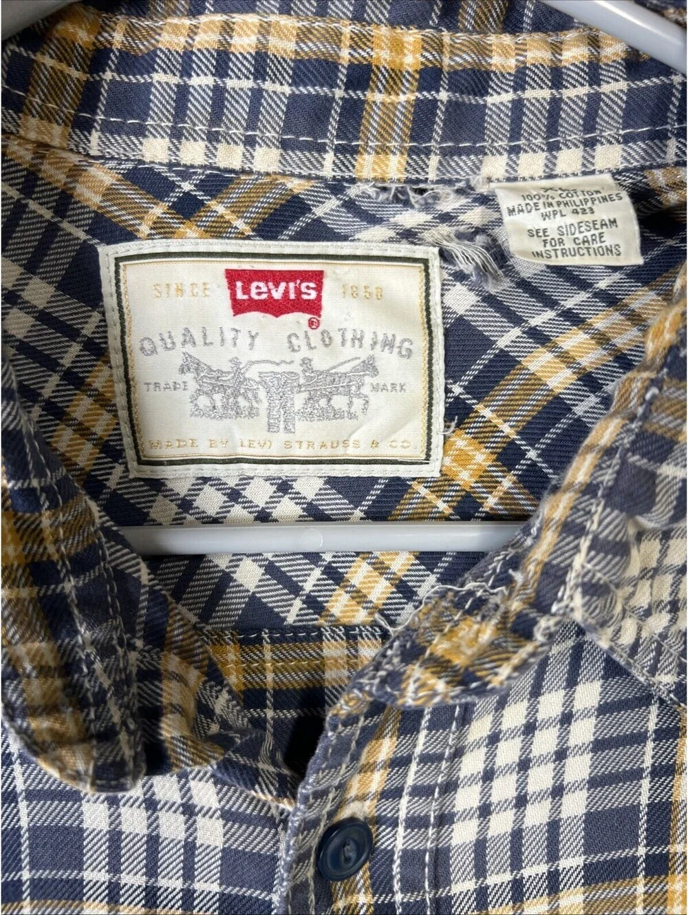 Levi’s Plaid Long Sleeve Shirt Size XL - 1099-1V